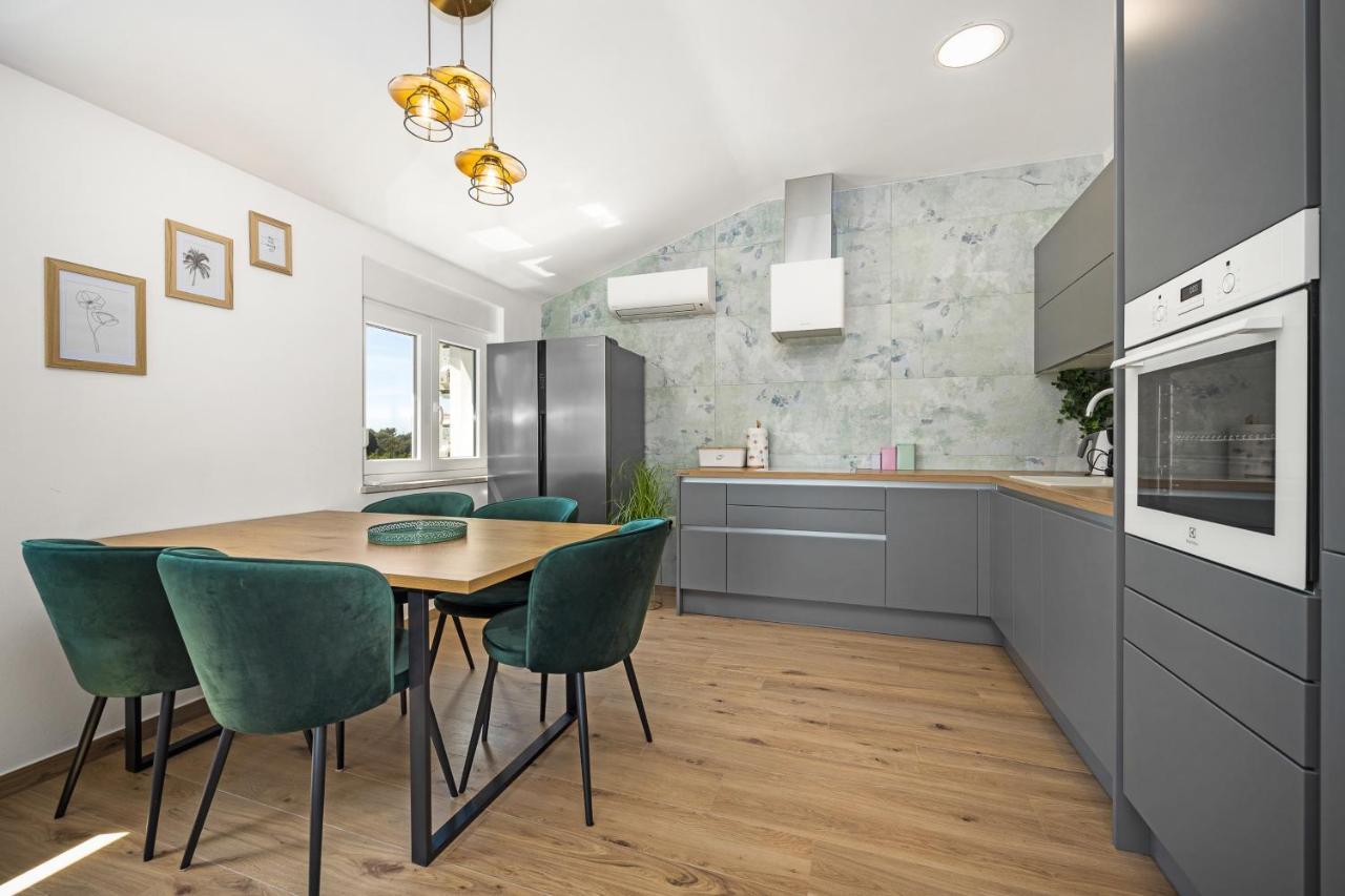 Luxury Apartments Lotus&Lovor Pula Luaran gambar