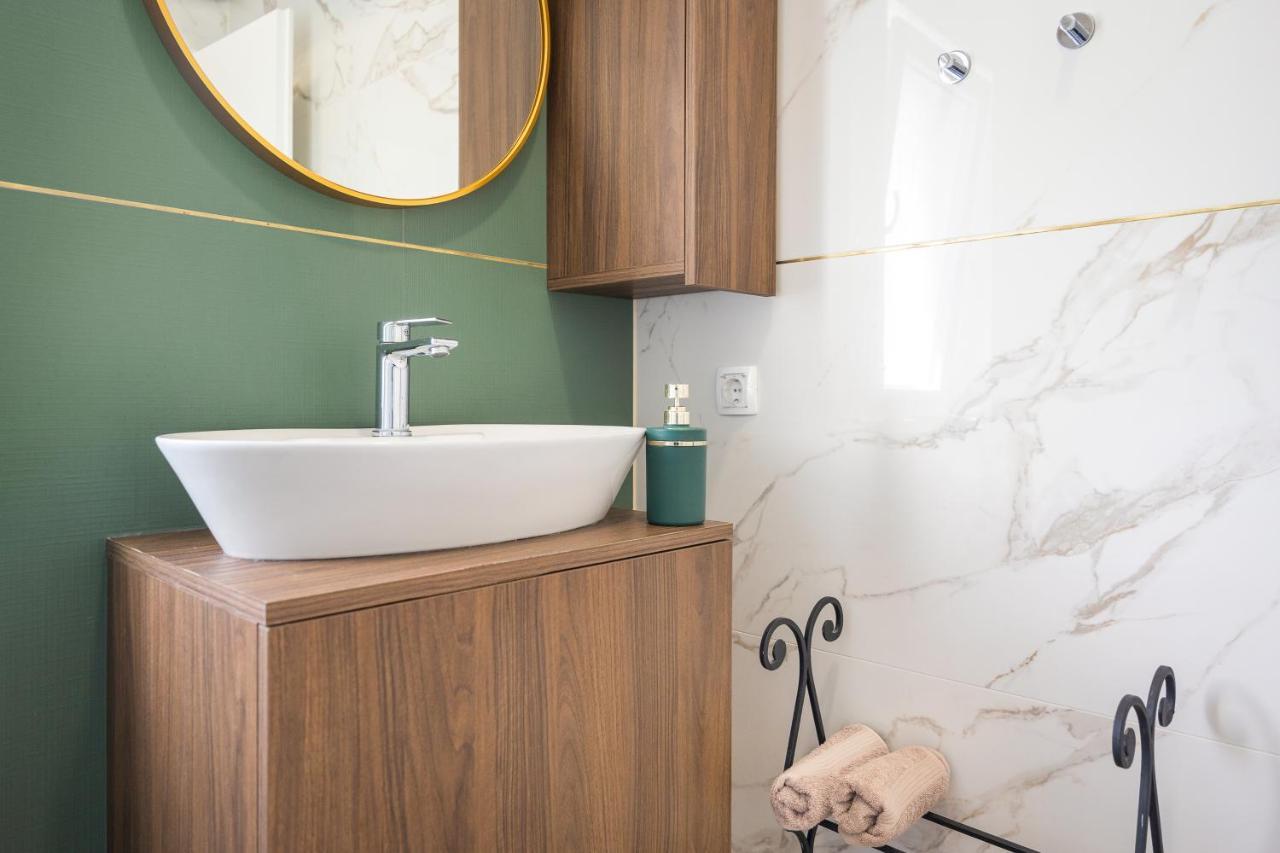 Luxury Apartments Lotus&Lovor Pula Luaran gambar